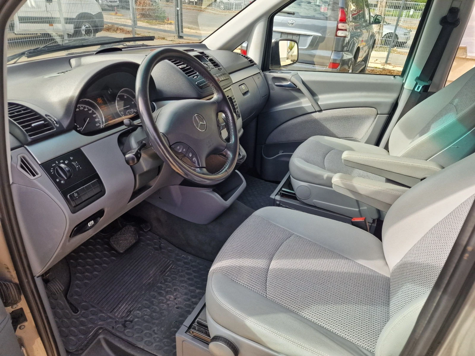 Mercedes-Benz Viano 3, 0 HPI  | Mobile.bg   12