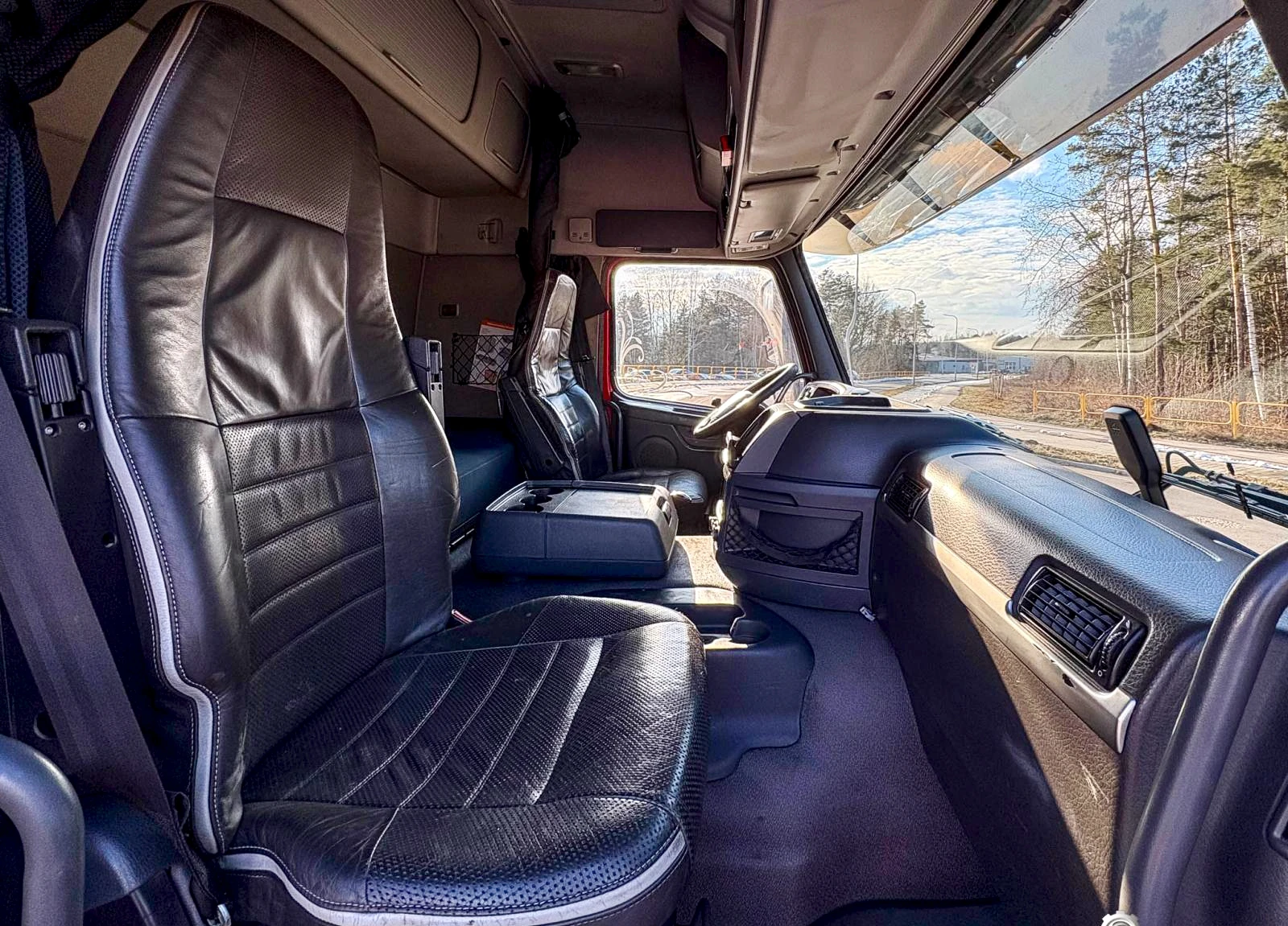 Volvo Fm 500 8x2 Effer 585 Fly Jib 35метра + Лебедка   - изображение 9