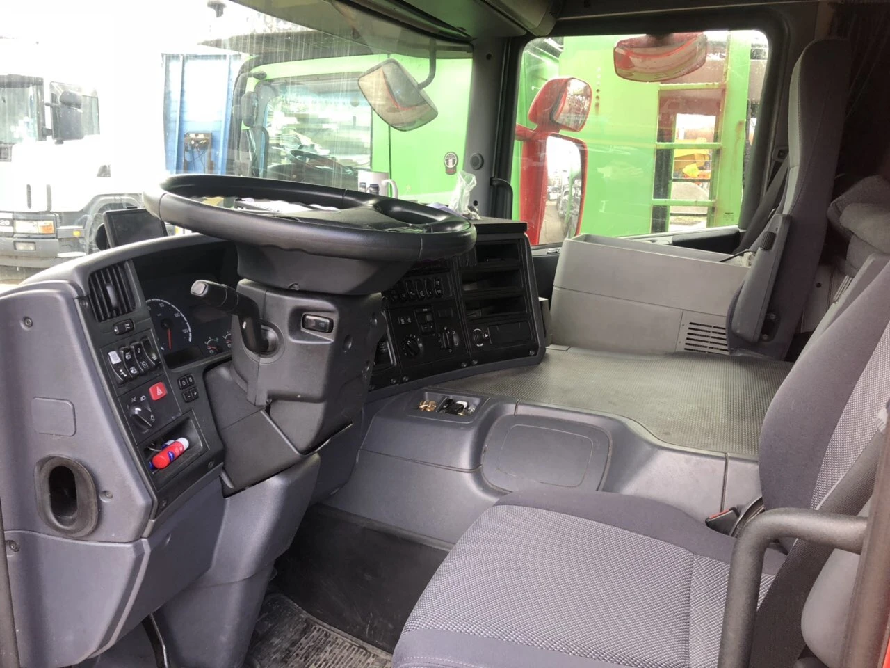Scania P 420 KASSBOHRER  | Mobile.bg   15