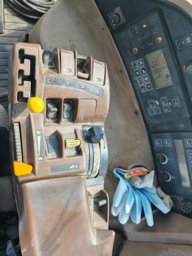 Трактор John Deere 8420, снимка 13