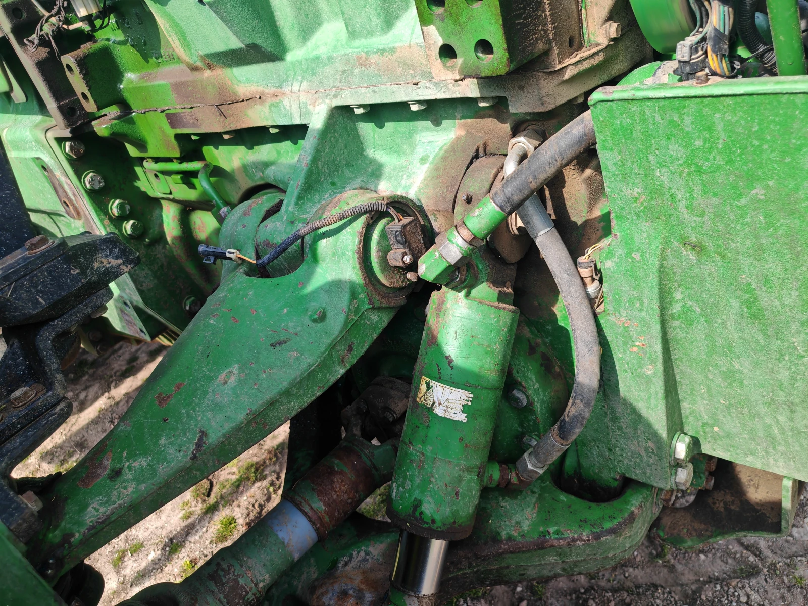 Трактор John Deere 8420, снимка 17 - Селскостопанска техника - 53881530