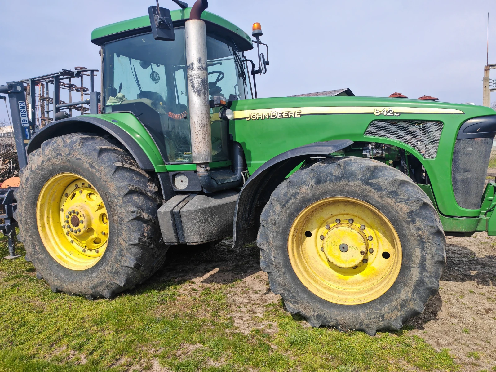 Трактор John Deere 8420, снимка 3 - Селскостопанска техника - 53881530