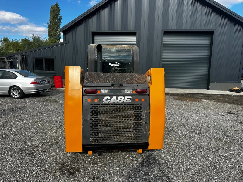 Мини челни товарачи Bobcat Case SR130, снимка 3 - Индустриална техника - 52020750