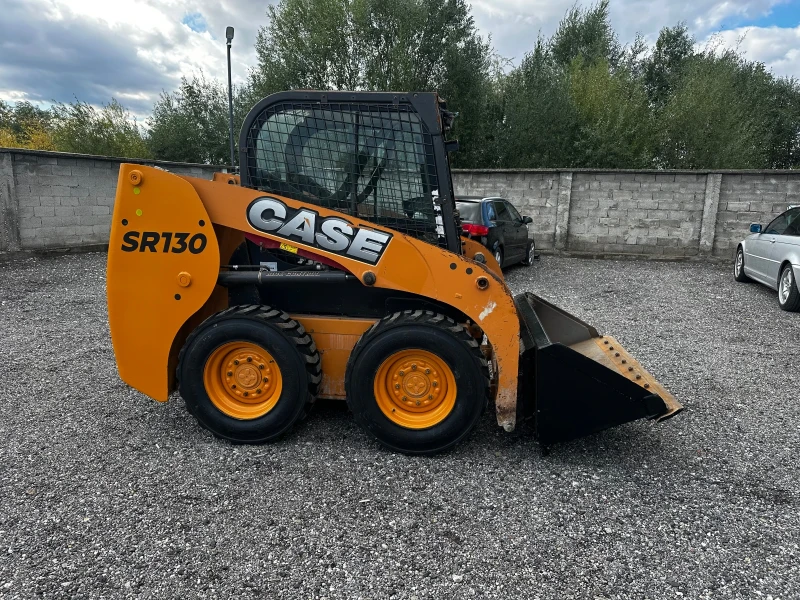 Мини челни товарачи Bobcat Case SR130, снимка 2 - Индустриална техника - 52020750
