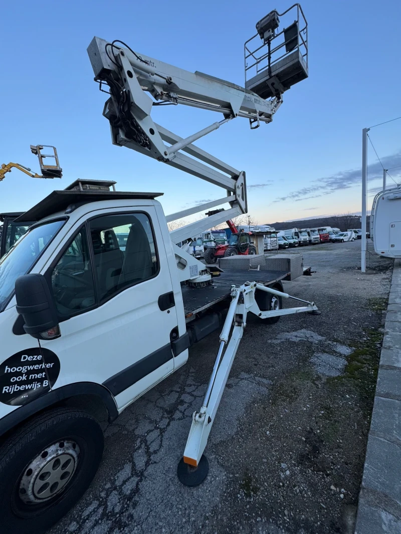 Автовишка Iveco Daily, снимка 2 - Индустриална техника - 53500919
