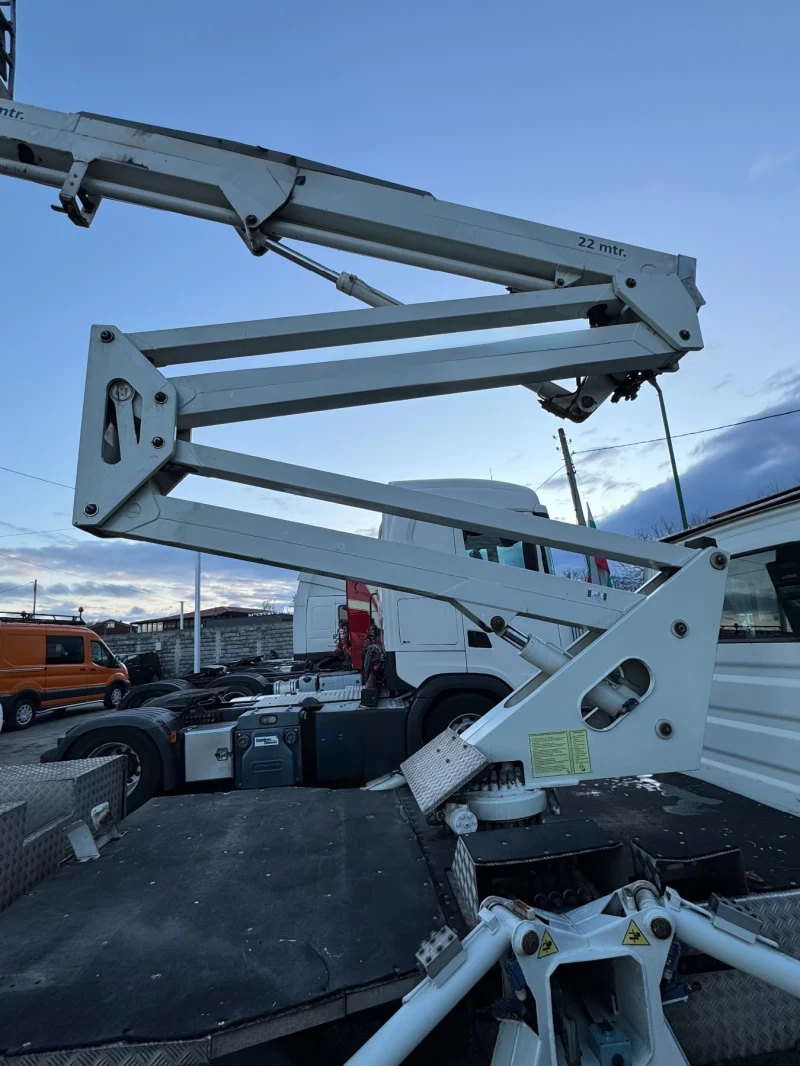 Автовишка Iveco Daily, снимка 7 - Индустриална техника - 53500919