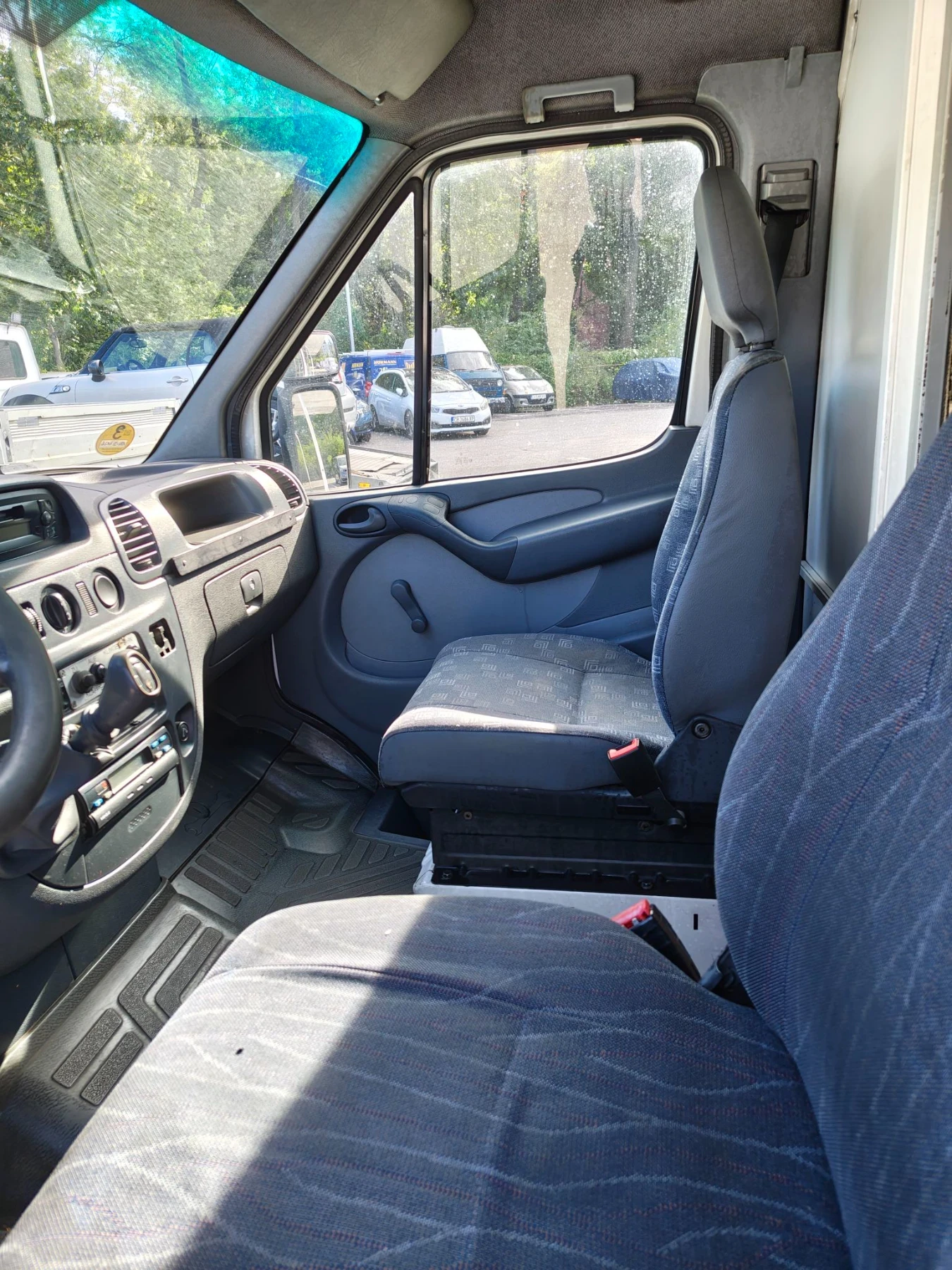 Кемпер Mercedes-Benz 413 CDI магазин, снимка 13 - Каравани и кемпери - 56217282