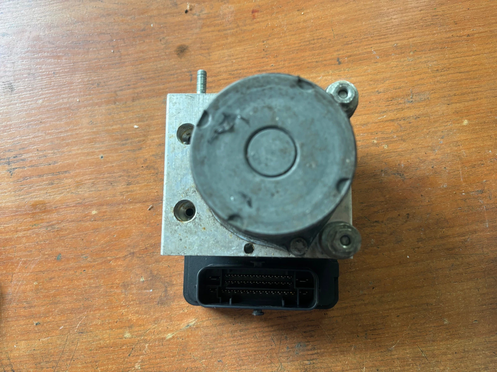 ABS  Skoda Fabia 2017 6C0907379R / 6R0907379BA | Mobile.bg   2