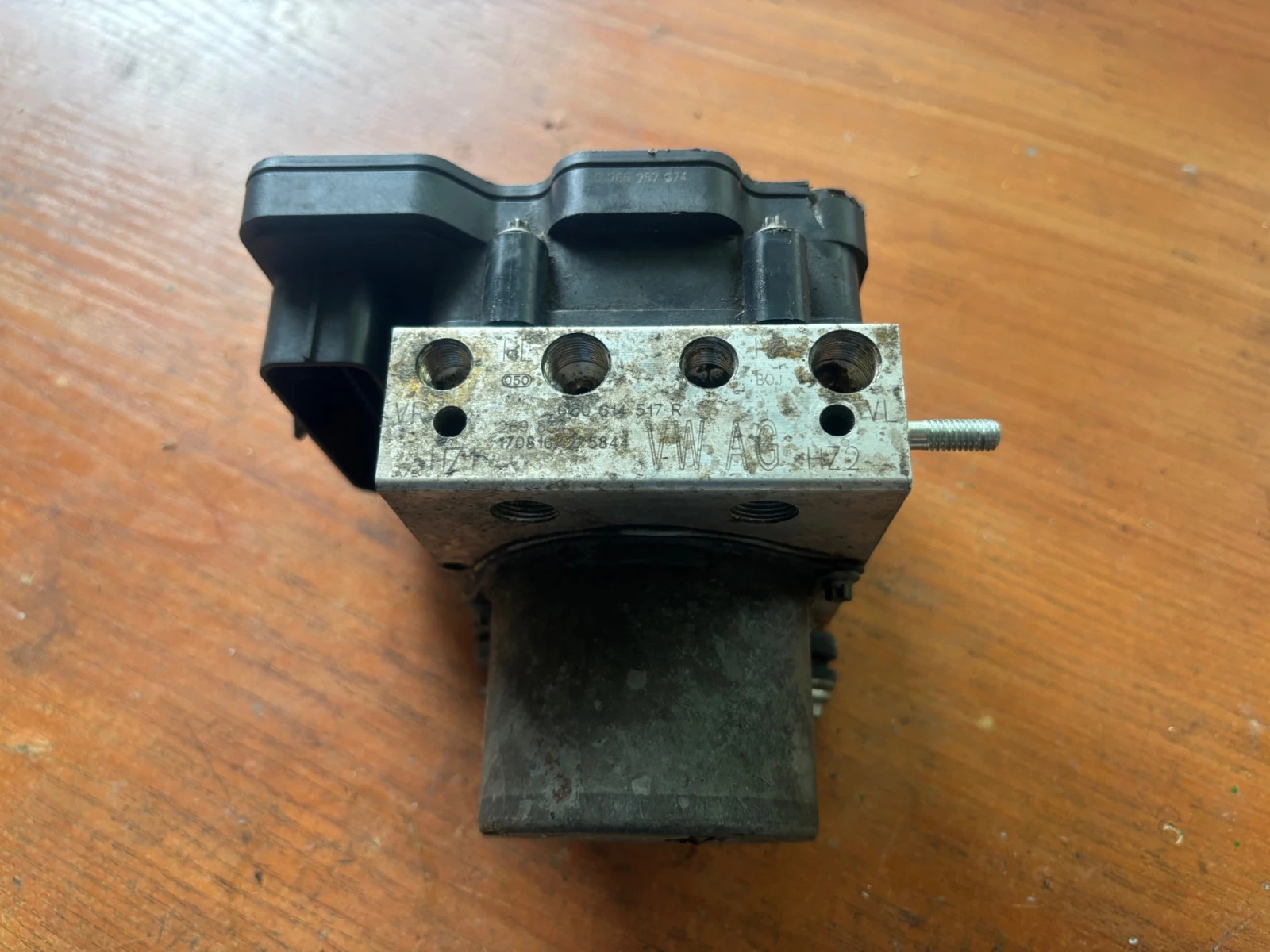 ABS  Skoda Fabia 2017 6C0907379R / 6R0907379BA | Mobile.bg   3