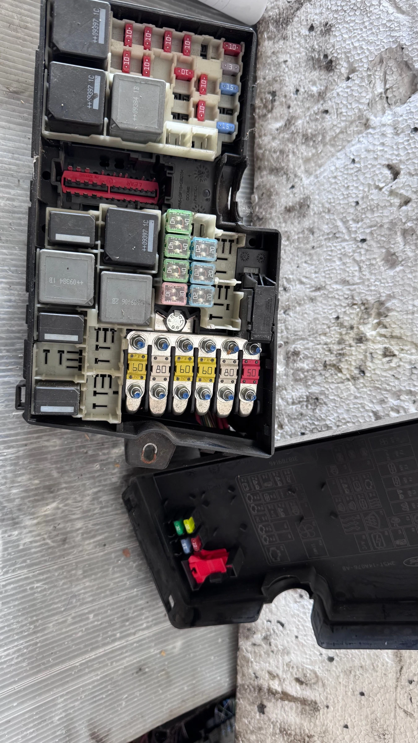 ��������� ����� (������� ����� BSI / BSM ) �� Ford Focus - 8M5T14K733 / 318789146 | Mobile.bg � ����������� 1