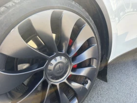 Tesla Model Y Performance, снимка 12