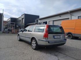 Volvo V70 V70 II, снимка 4 - Автомобили и джипове - 44227206