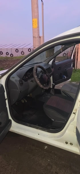 Dacia Logan 1.6, снимка 1