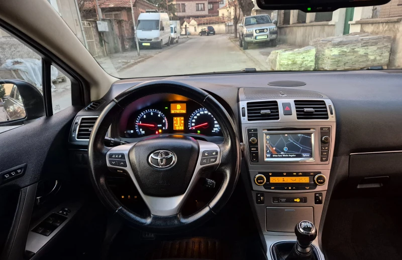 Toyota Avensis 2.2d-EXECUTIVE- navi- кожа-veriga-6скорости-japan , снимка 13 - Автомобили и джипове - 48634407