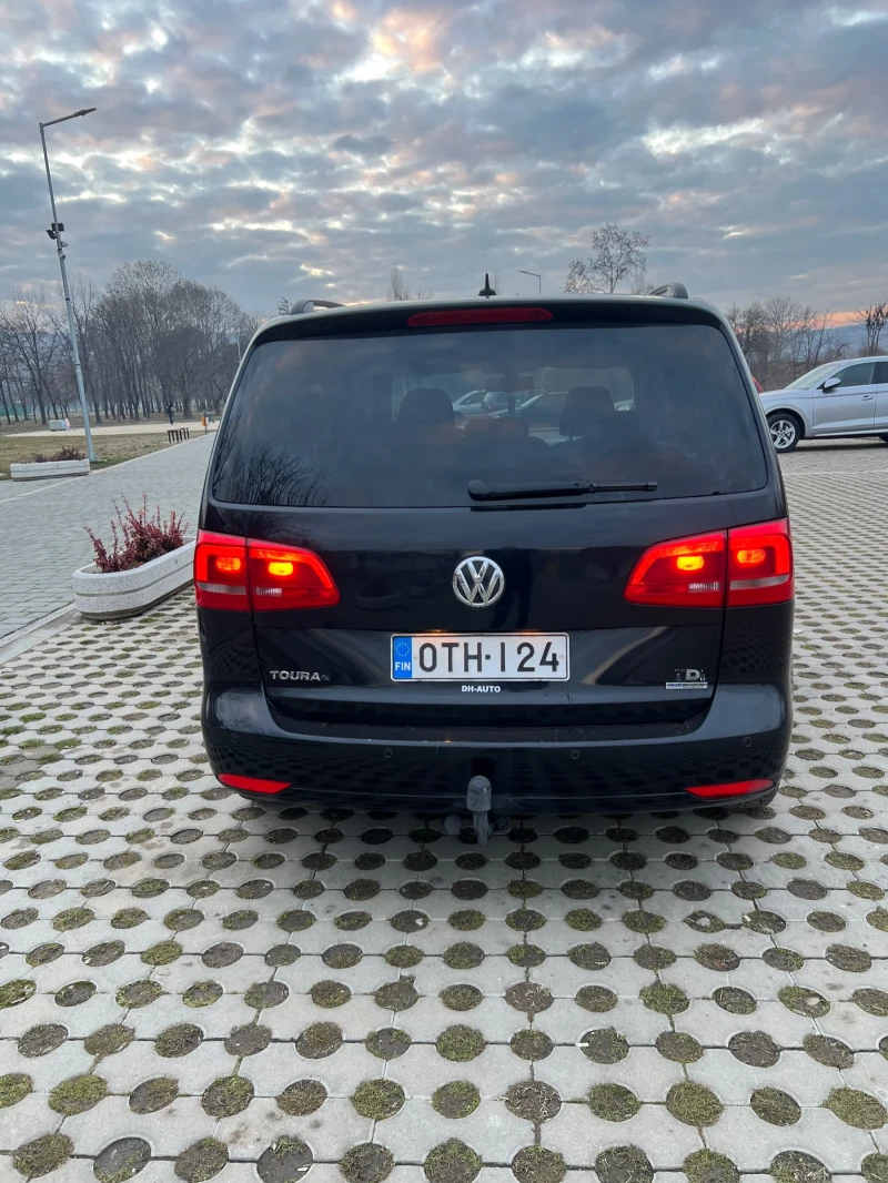 VW Touran 2000 TDI, снимка 4 - Автомобили и джипове - 48788121