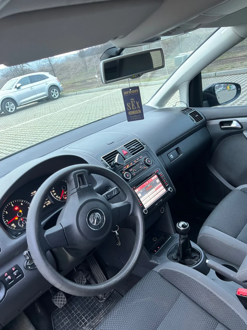 VW Touran 2000 TDI, снимка 7 - Автомобили и джипове - 48788121