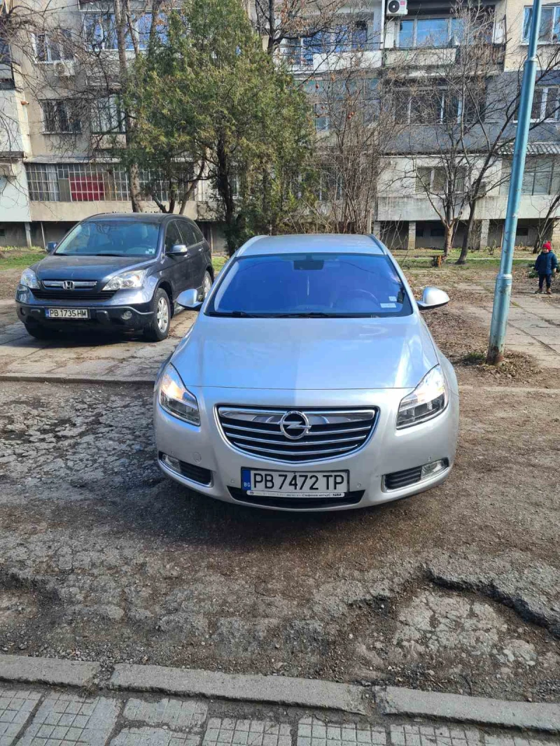 Opel Insignia, снимка 1 - Автомобили и джипове - 49264264