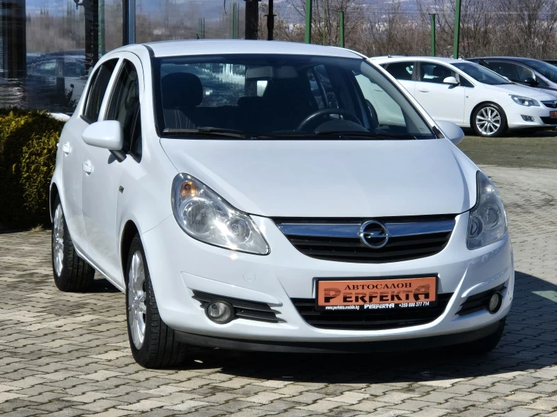 Opel Corsa 1.2 80к.с. газ/бензин, снимка 4 - Автомобили и джипове - 49261265
