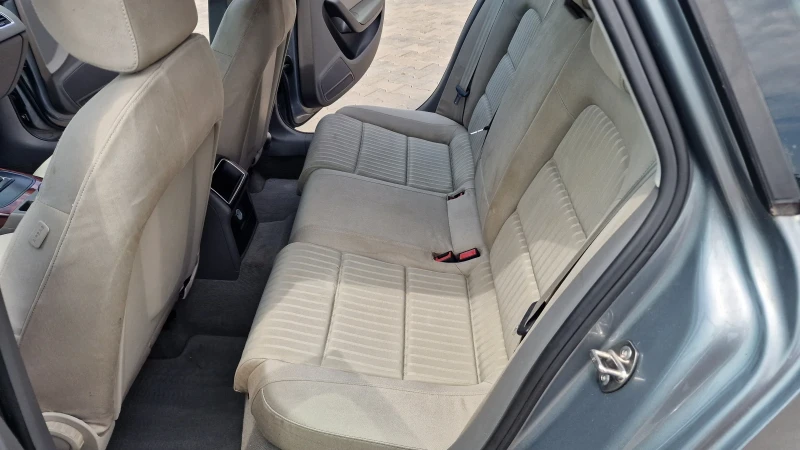 Audi A4 2.0TDI Автоматик , снимка 12 - Автомобили и джипове - 51056653