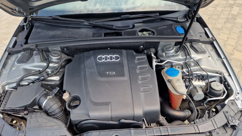 Audi A4 2.0TDI Автоматик , снимка 13 - Автомобили и джипове - 51056653