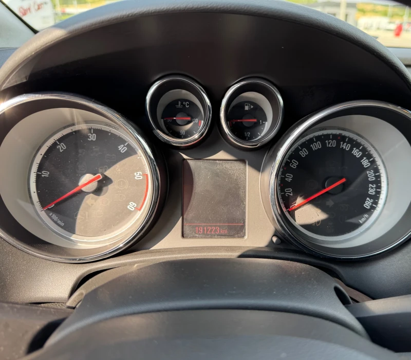 Opel Astra 1.7 CDTI 131 h.p. - FACELIFT/ UNIKAT, снимка 11 - Автомобили и джипове - 51176503