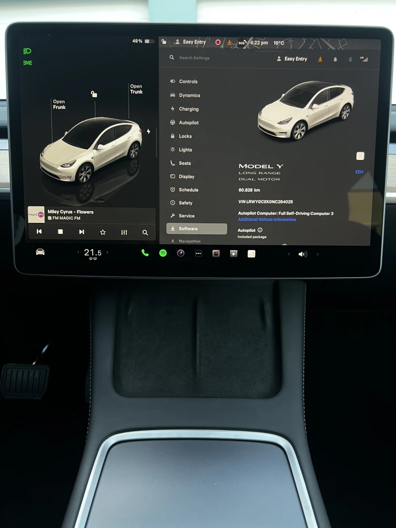 Tesla Model Y Long Range Dual AWD, снимка 15 - Автомобили и джипове - 52268638