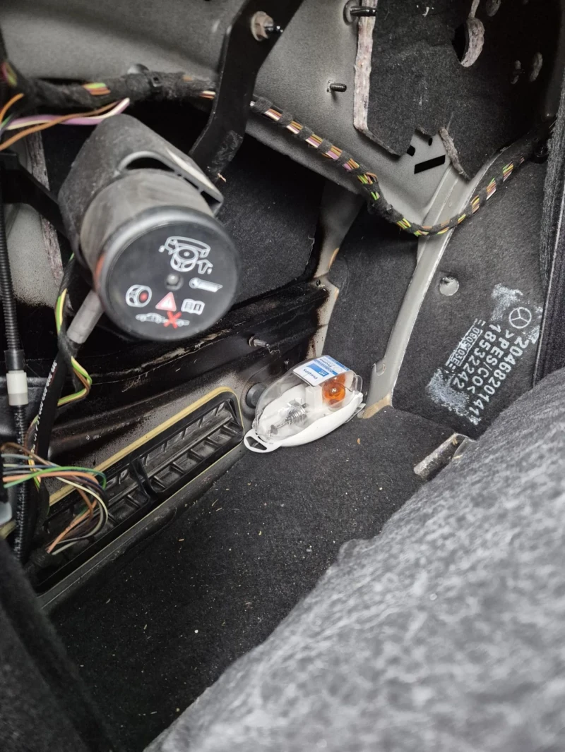 Mercedes-Benz C 250, снимка 10 - Автомобили и джипове - 52500345