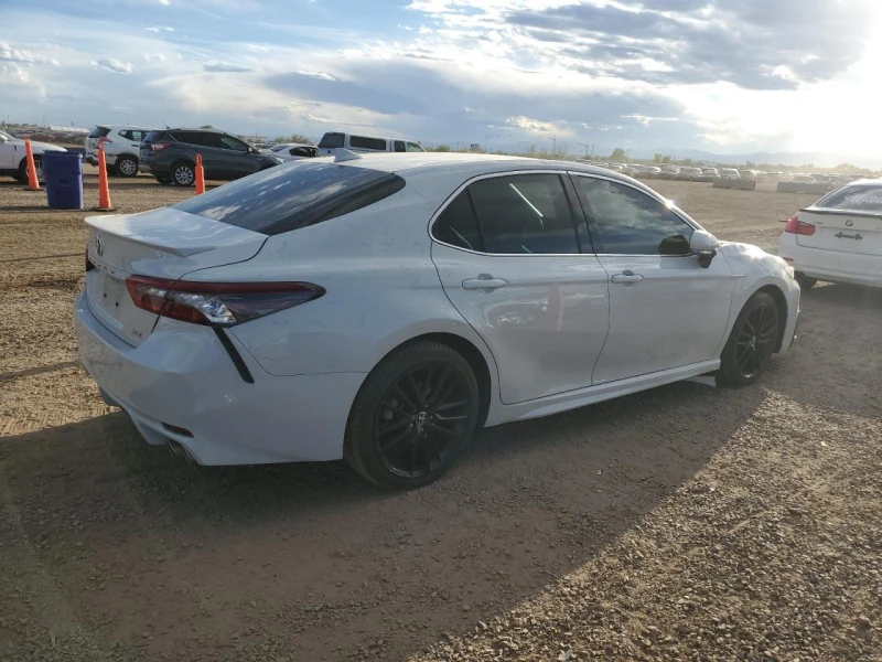 Toyota Camry XSE 2.5, снимка 3 - Автомобили и джипове - 53375102