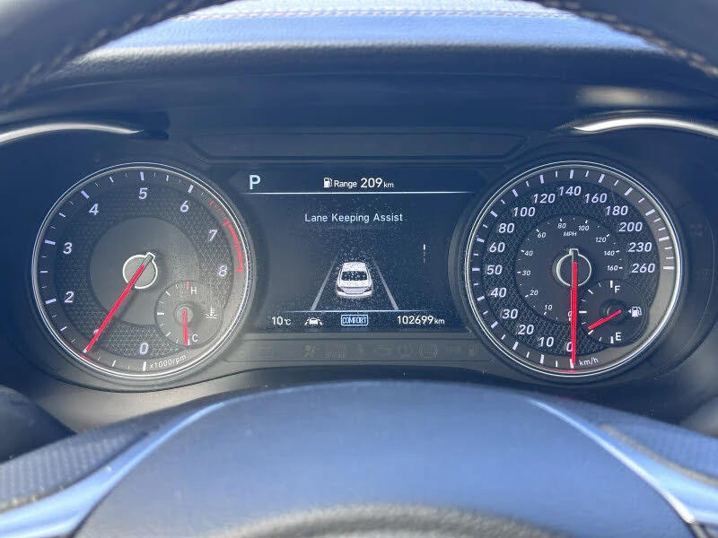 Genesis G70 2.0T RWD, снимка 16 - Автомобили и джипове - 54597807