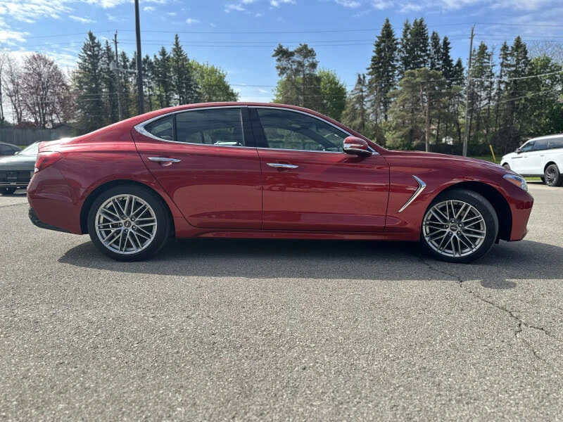 Genesis G70 2.0T RWD, снимка 4 - Автомобили и джипове - 54597807