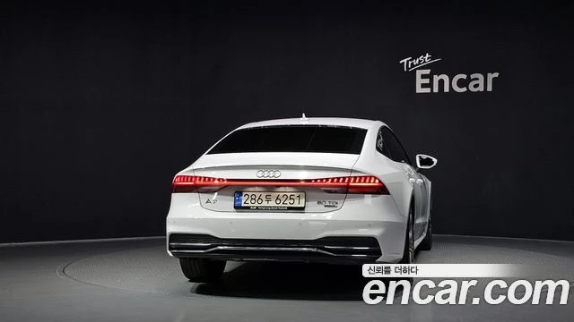Audi A7, снимка 4 - Автомобили и джипове - 56089330