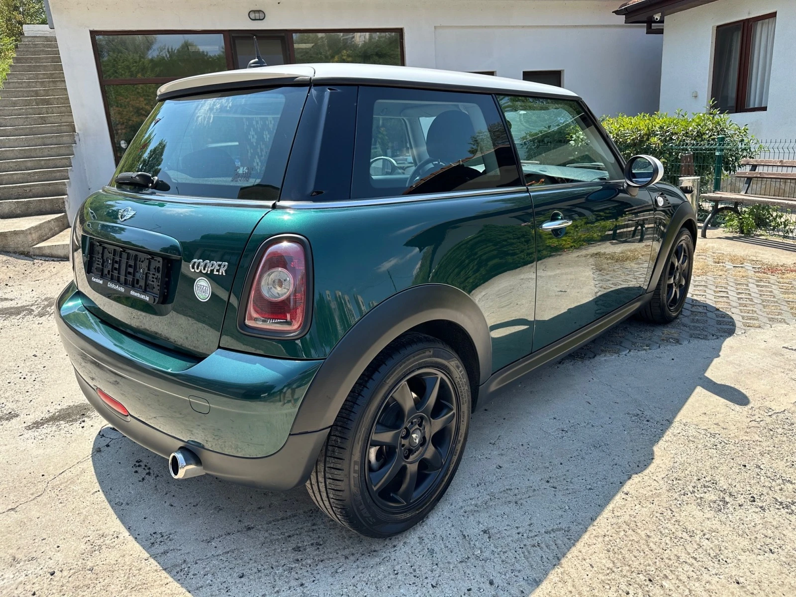 Mini Cooper 1.6i Facelift - изображение 4