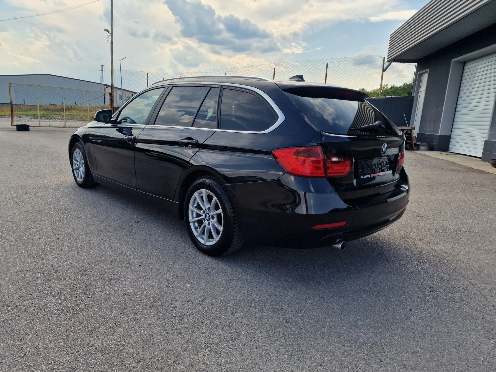 BMW 320 2.0d xDrive - изображение 4