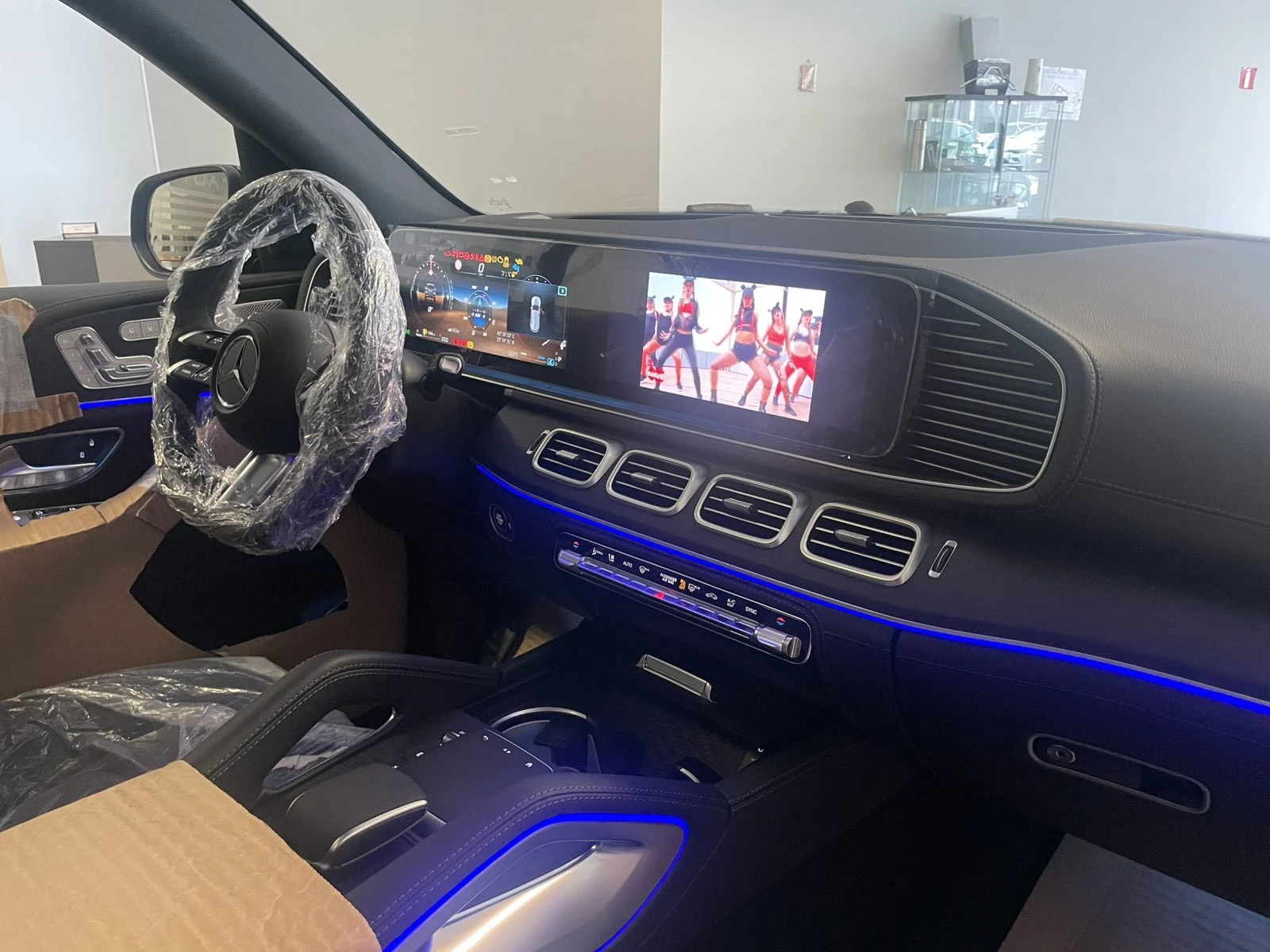 Mercedes-Benz GLS 450 d 4Matic Manufaktur New = MGT Conf= Гаранция - изображение 9