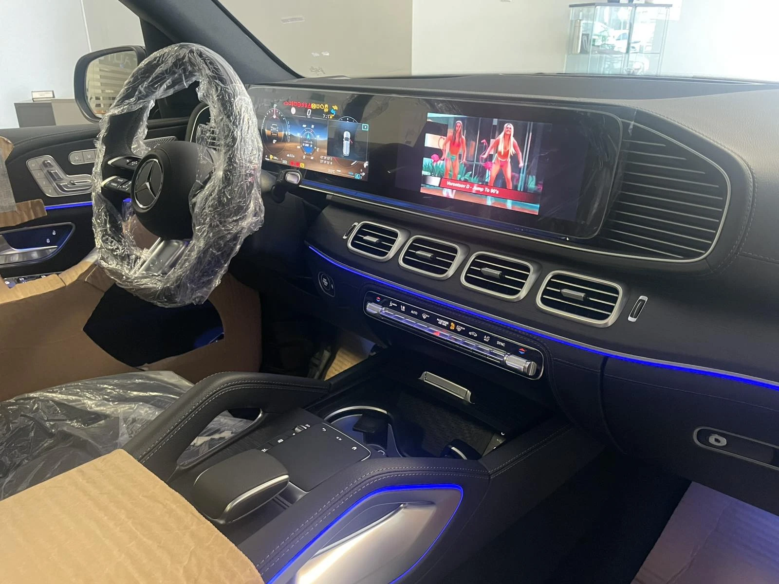 Mercedes-Benz GLS 450 d 4Matic Manufaktur New = MGT Conf= Гаранция - изображение 8
