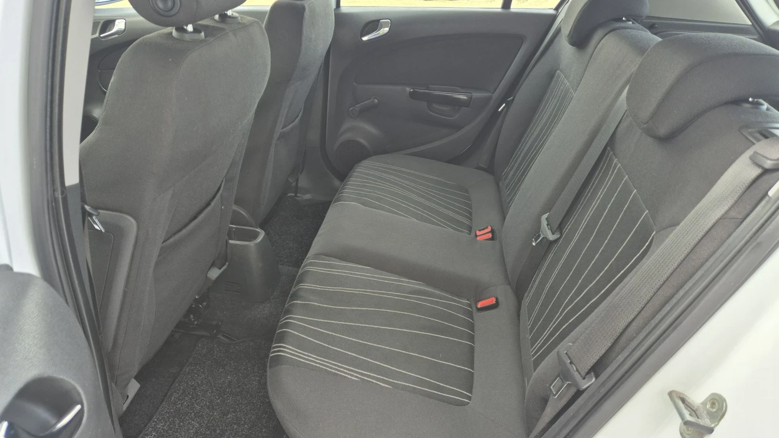 Opel Corsa 1.2 80.. / | Mobile.bg   12