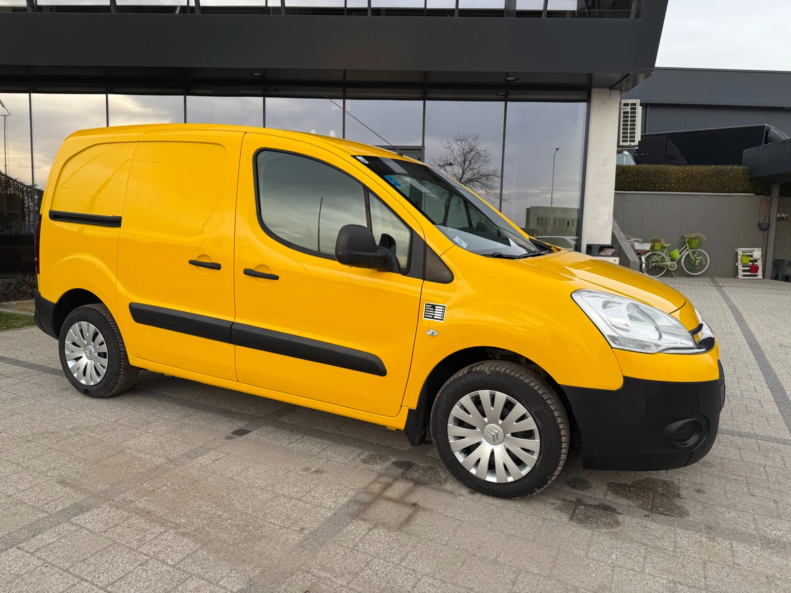 Citroen Berlingo 1.6HDI Климатик  - изображение 2