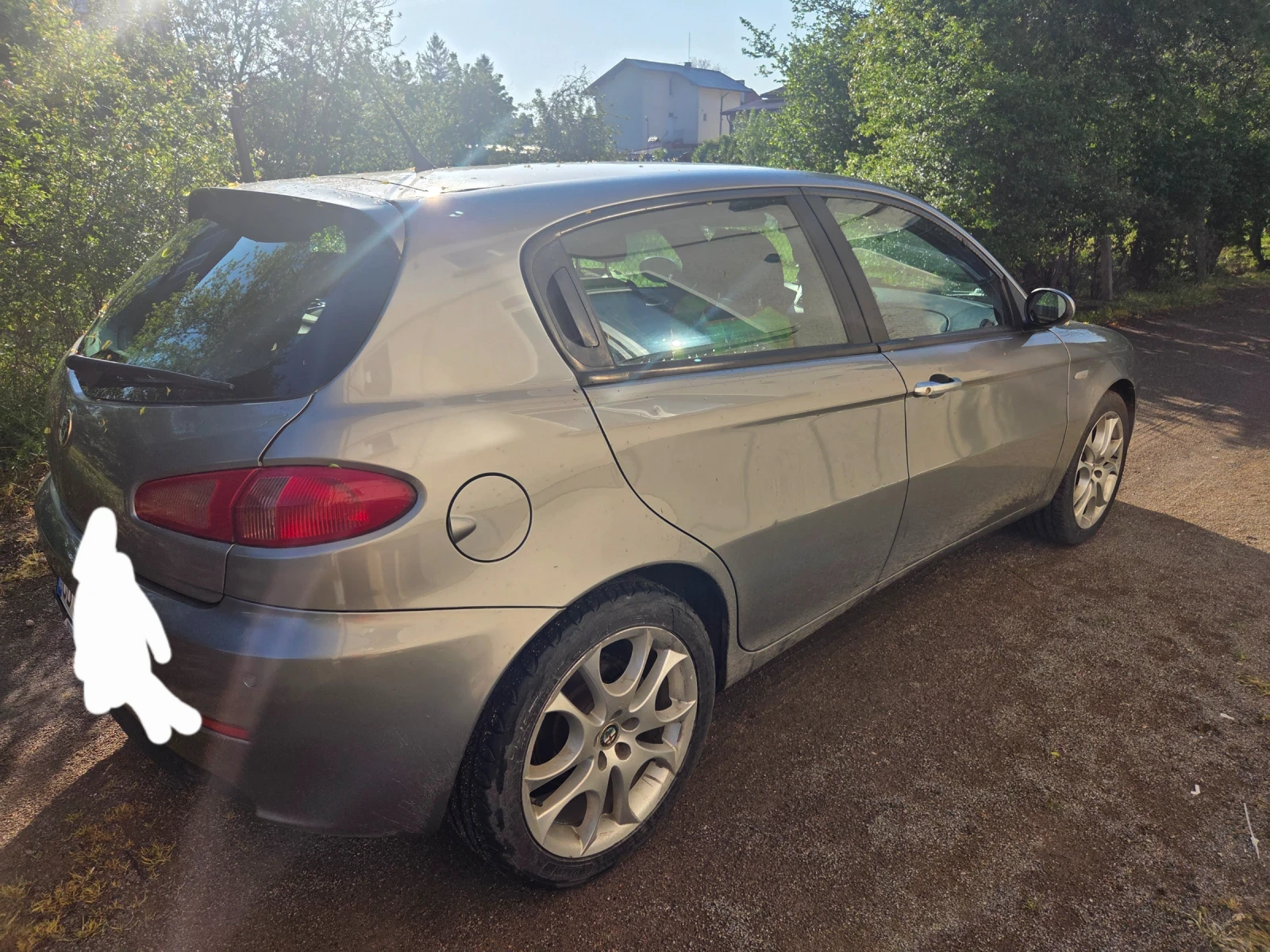 Alfa Romeo 147 1.6 бензин  - изображение 2