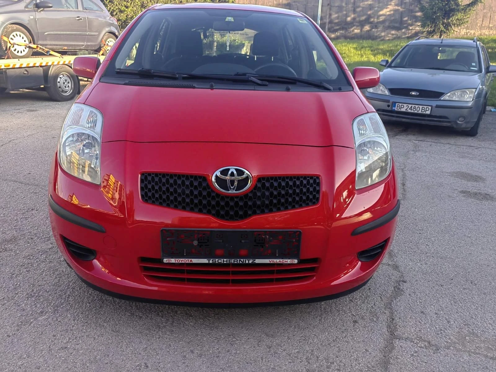 Toyota Yaris 1.0VVT - изображение 2
