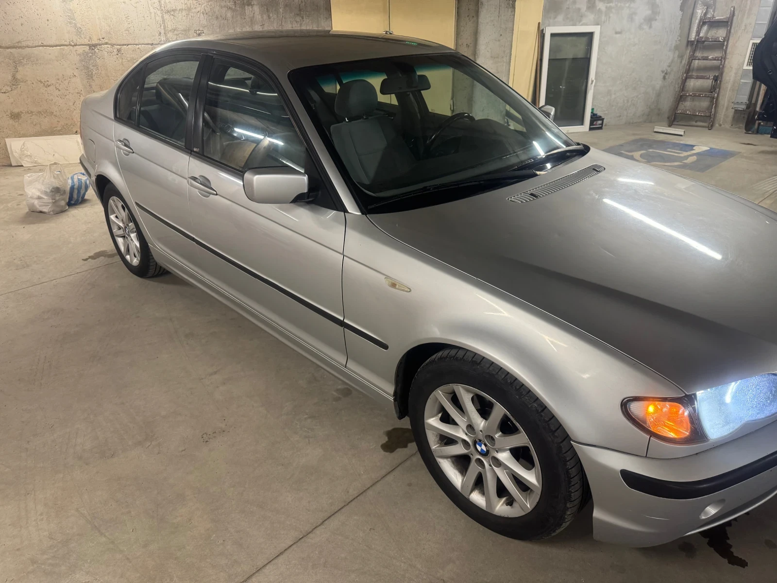 BMW 320  - изображение 8