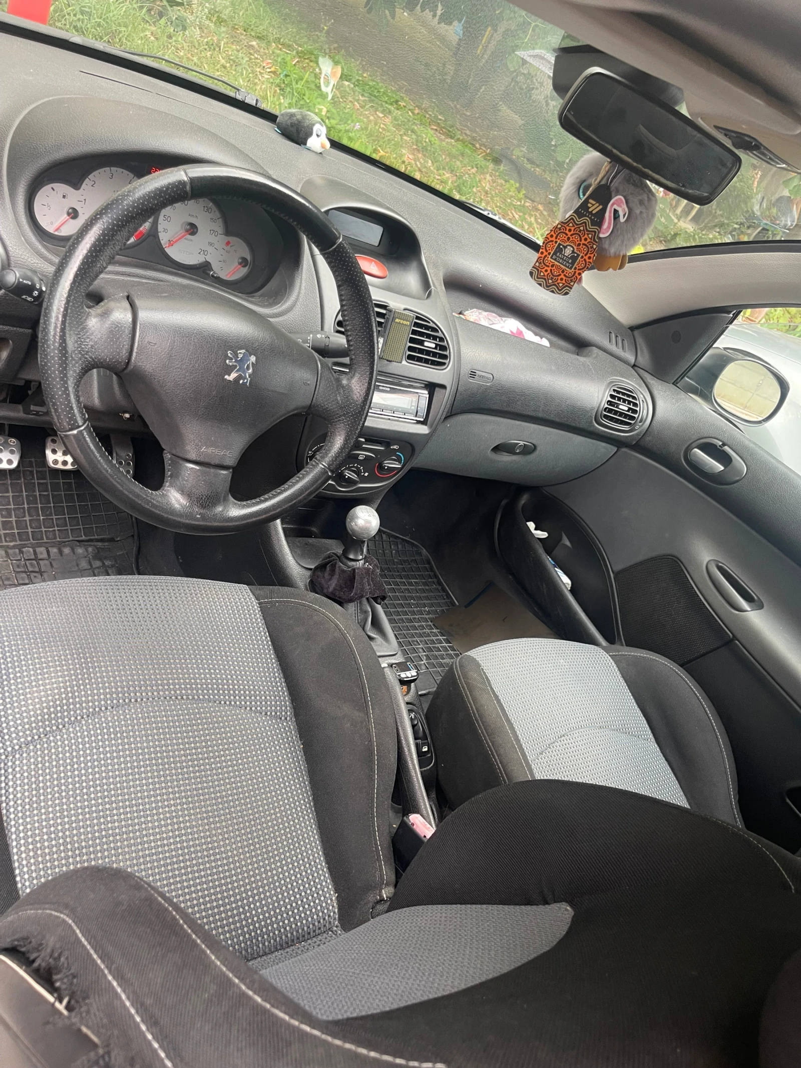 Peugeot 206 2.0 - изображение 2