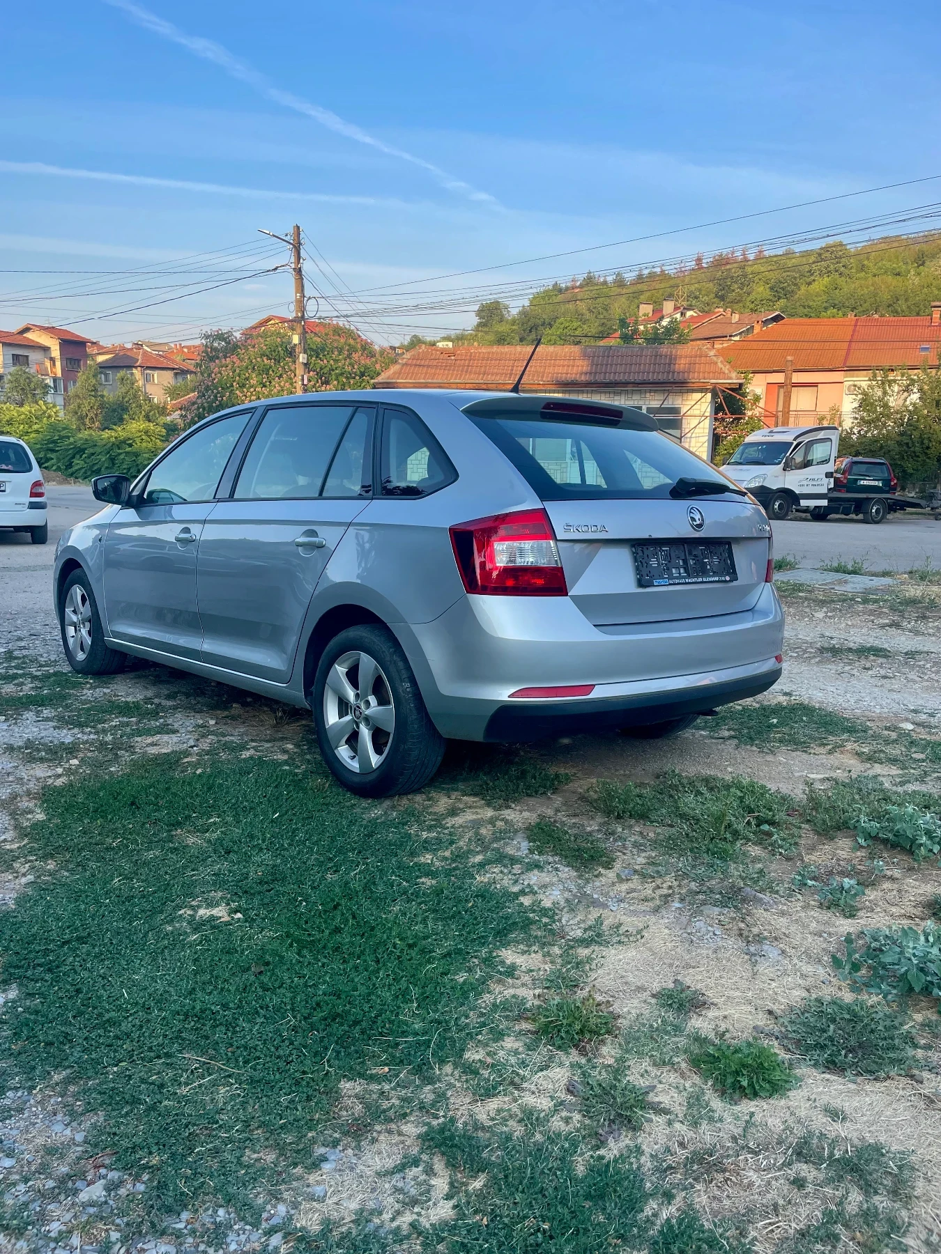 Skoda Rapid 1.6TDI Xenon - изображение 7
