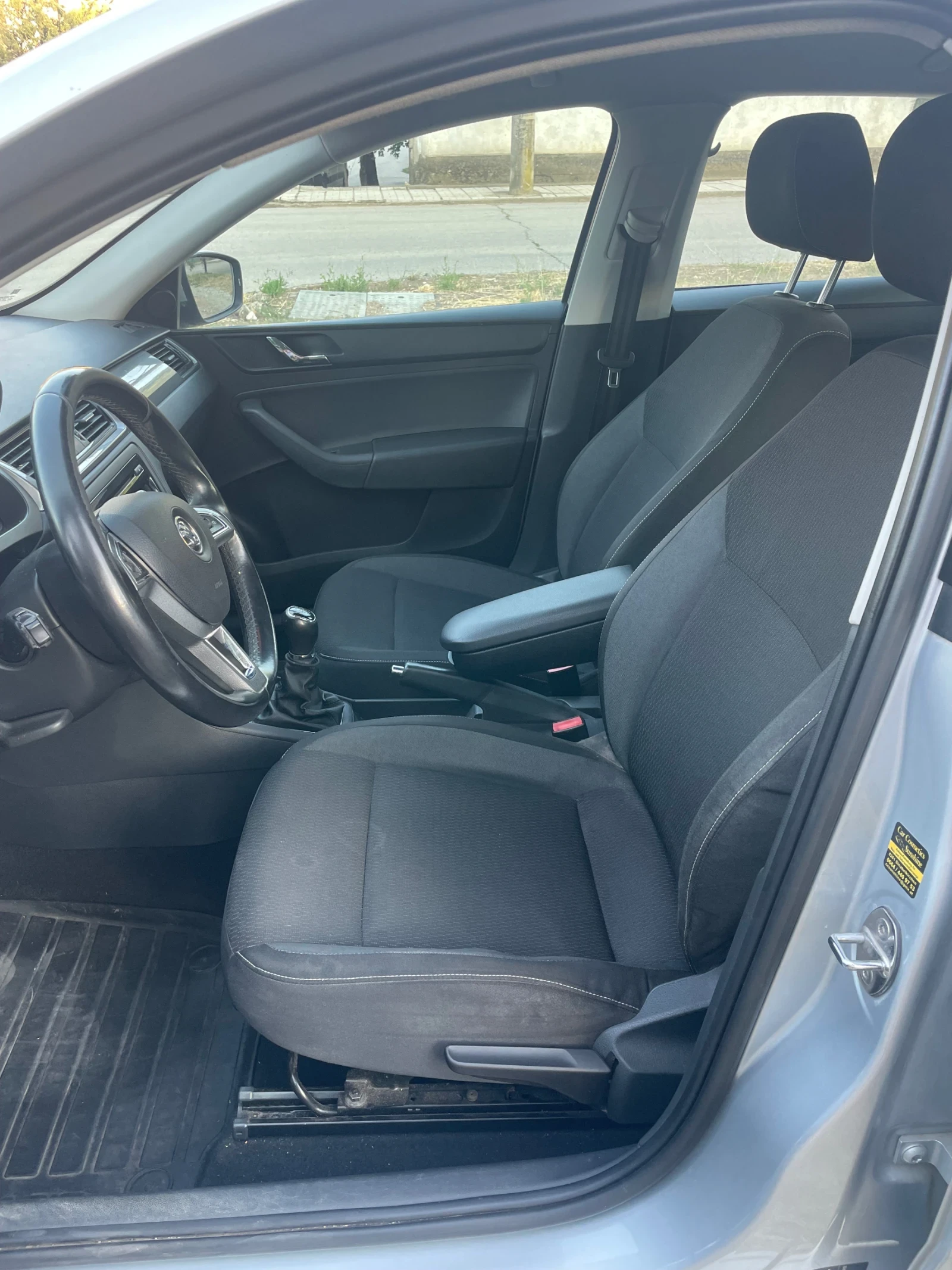 Skoda Rapid 1.6TDI Xenon | Mobile.bg   11