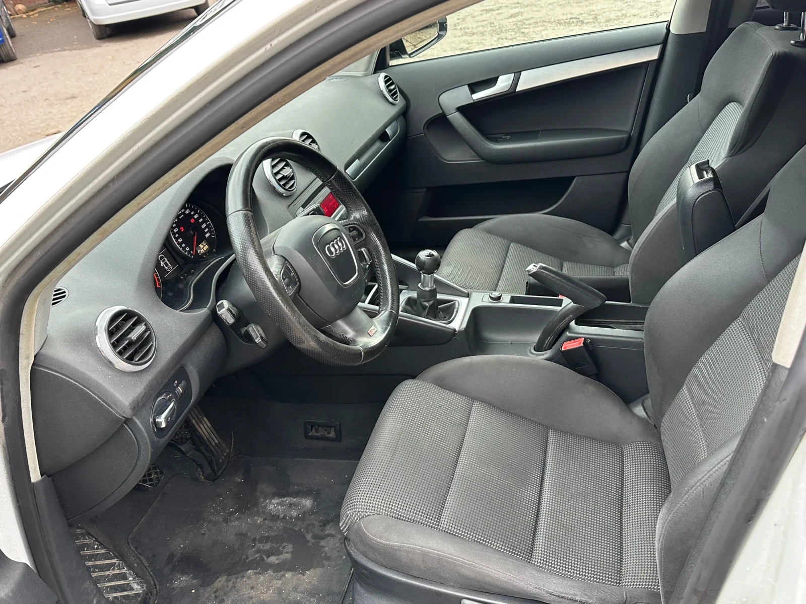 Audi A3 1.9TDI 105кс ФЕЙС - изображение 9