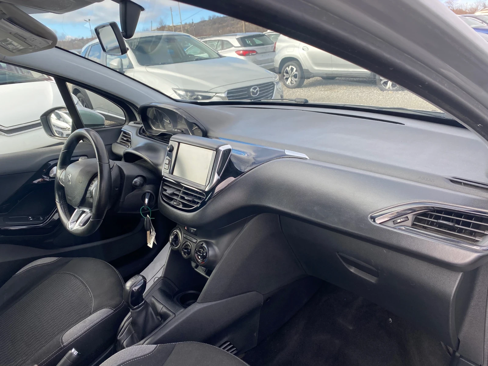 Peugeot 208 1.6HDI 2016G EVRO6B 187999km  - изображение 7