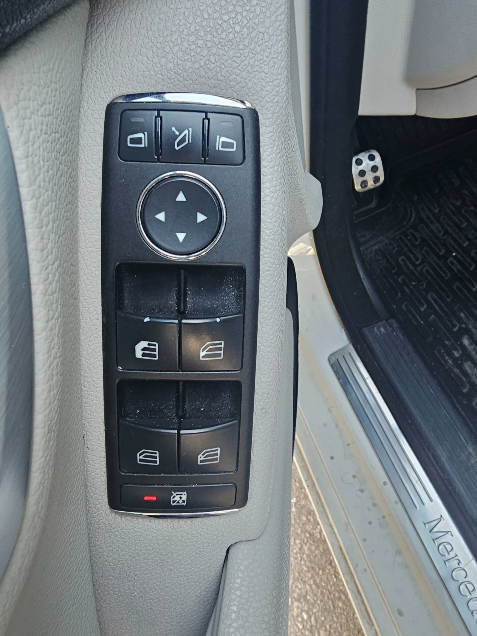 Mercedes-Benz C 220 Avantgarde 646, снимка 13 - Автомобили и джипове - 53847088