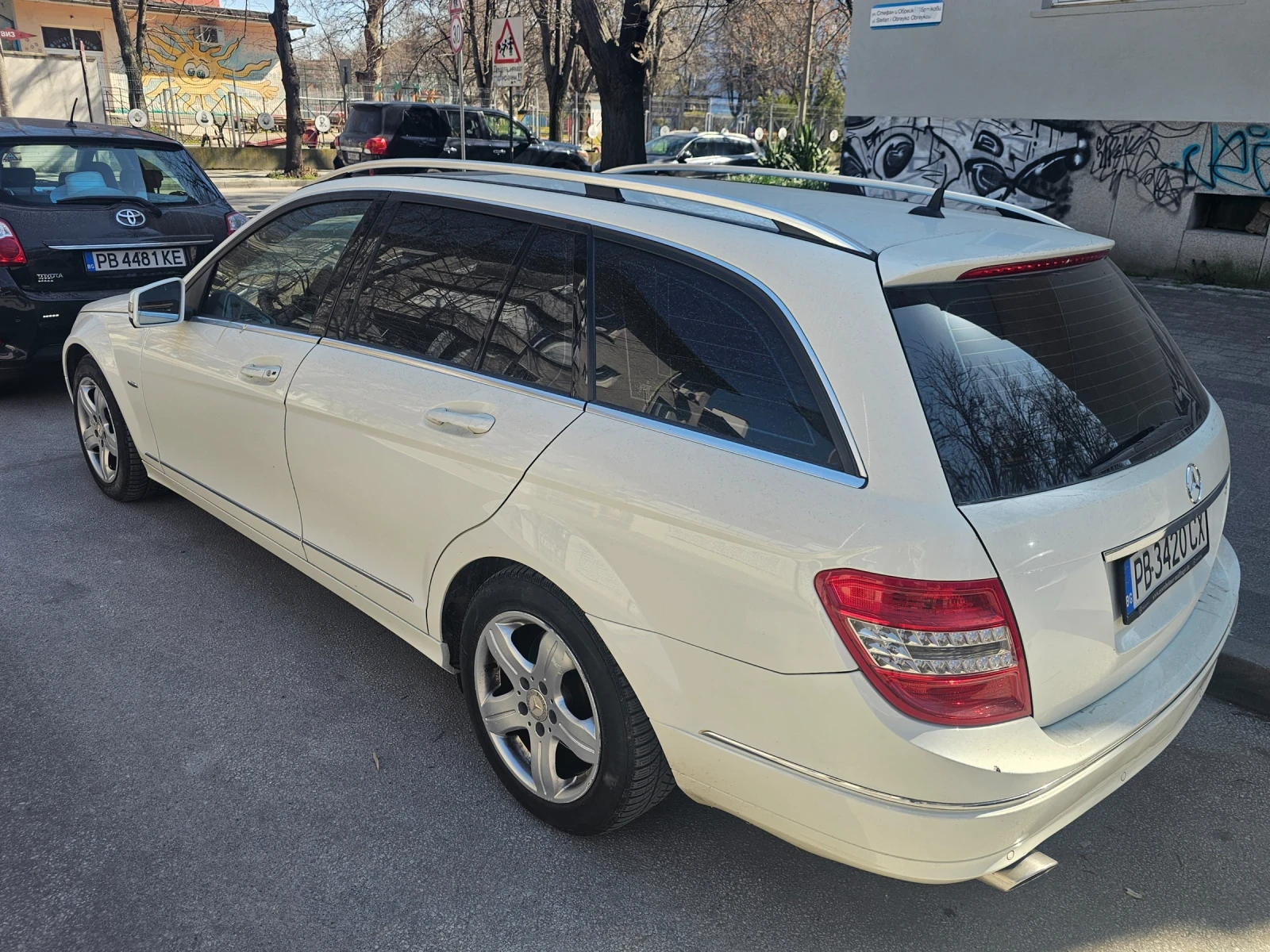 Mercedes-Benz C 220 Avantgarde 646, снимка 3 - Автомобили и джипове - 53847088