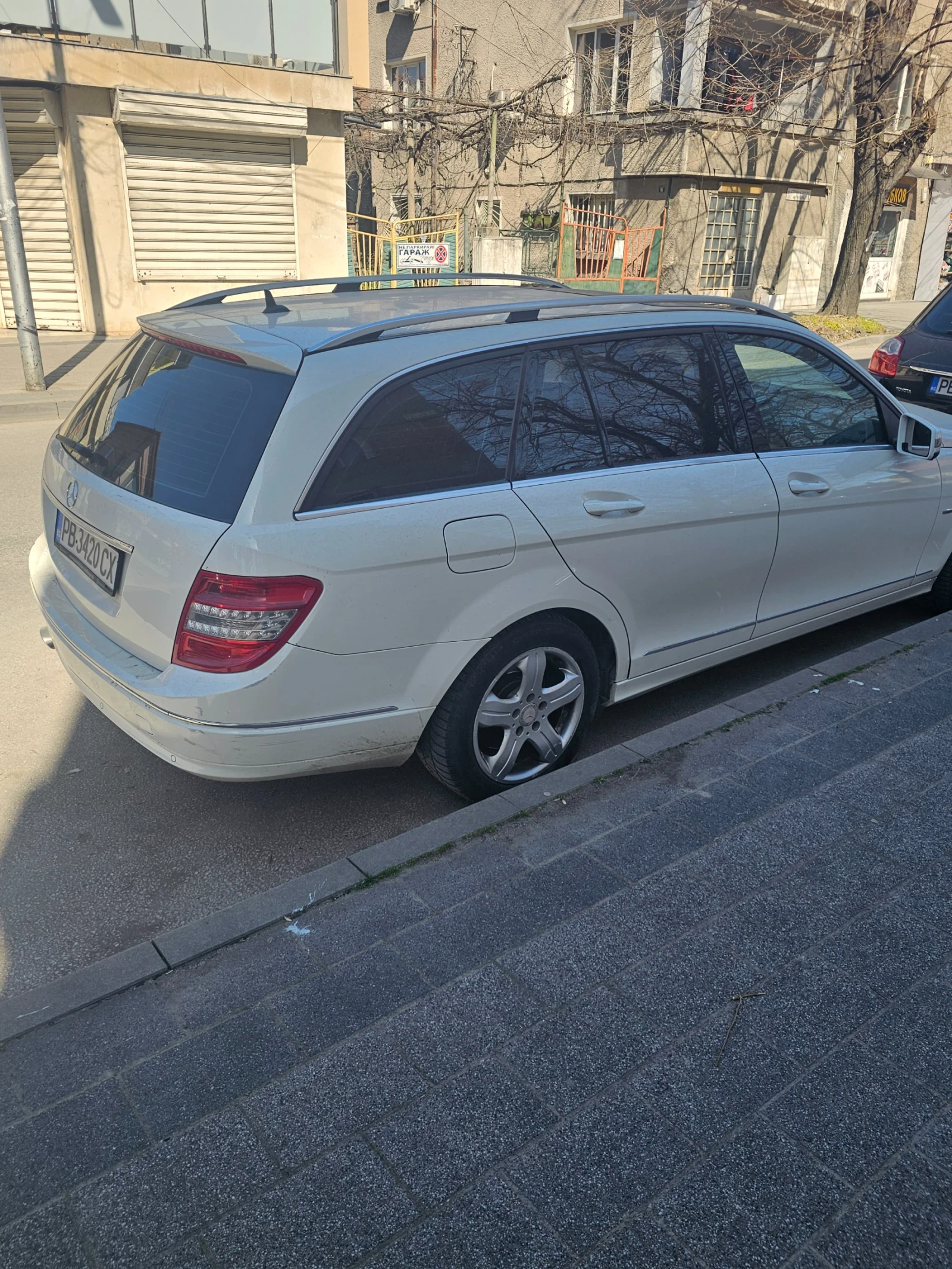 Mercedes-Benz C 220 Avantgarde 646, снимка 4 - Автомобили и джипове - 53847088