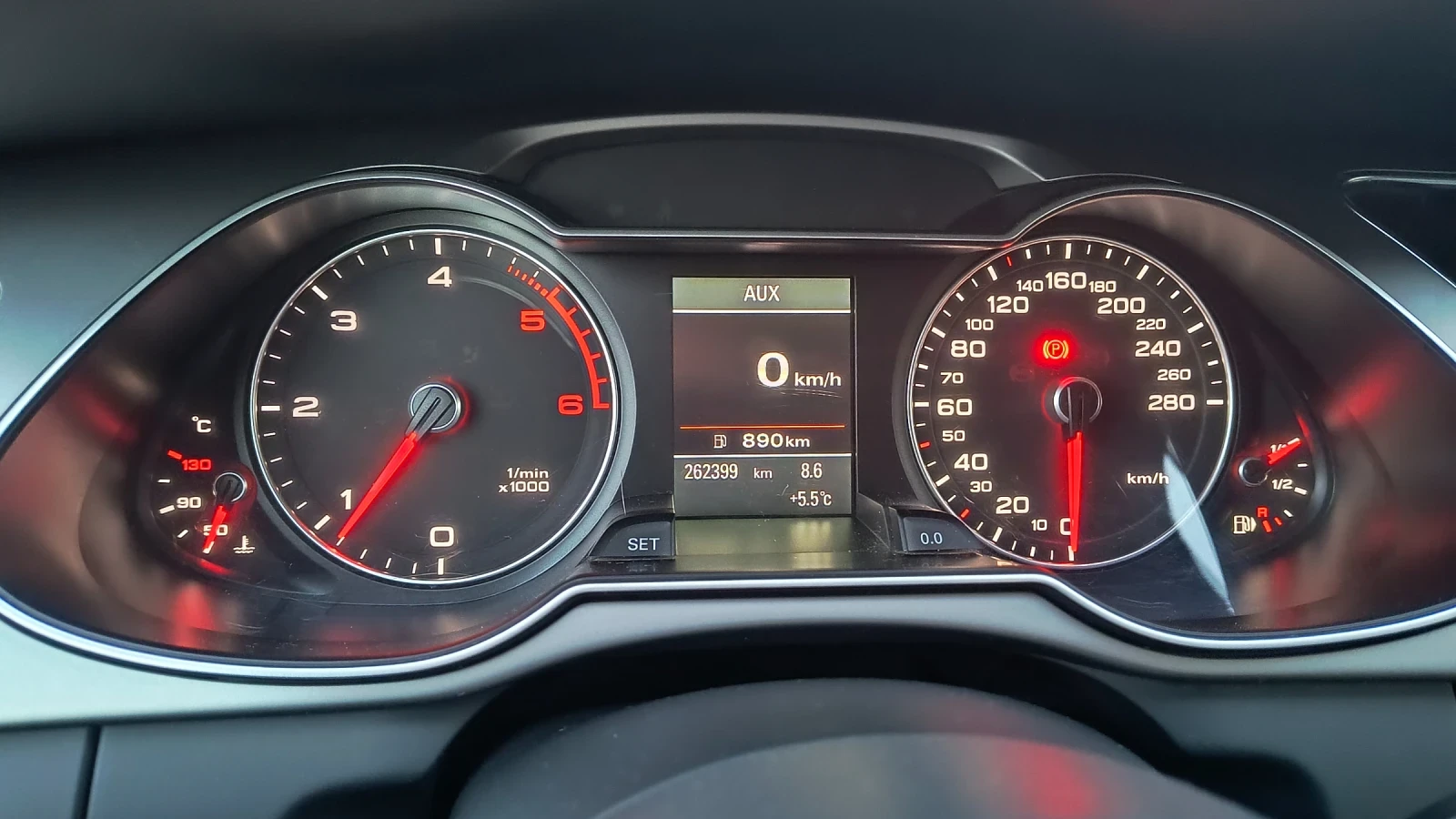 Audi A4 2.0 TDI, QUATRO 177к.с, BI XENON, LED, снимка 11 - Автомобили и джипове - 54118217