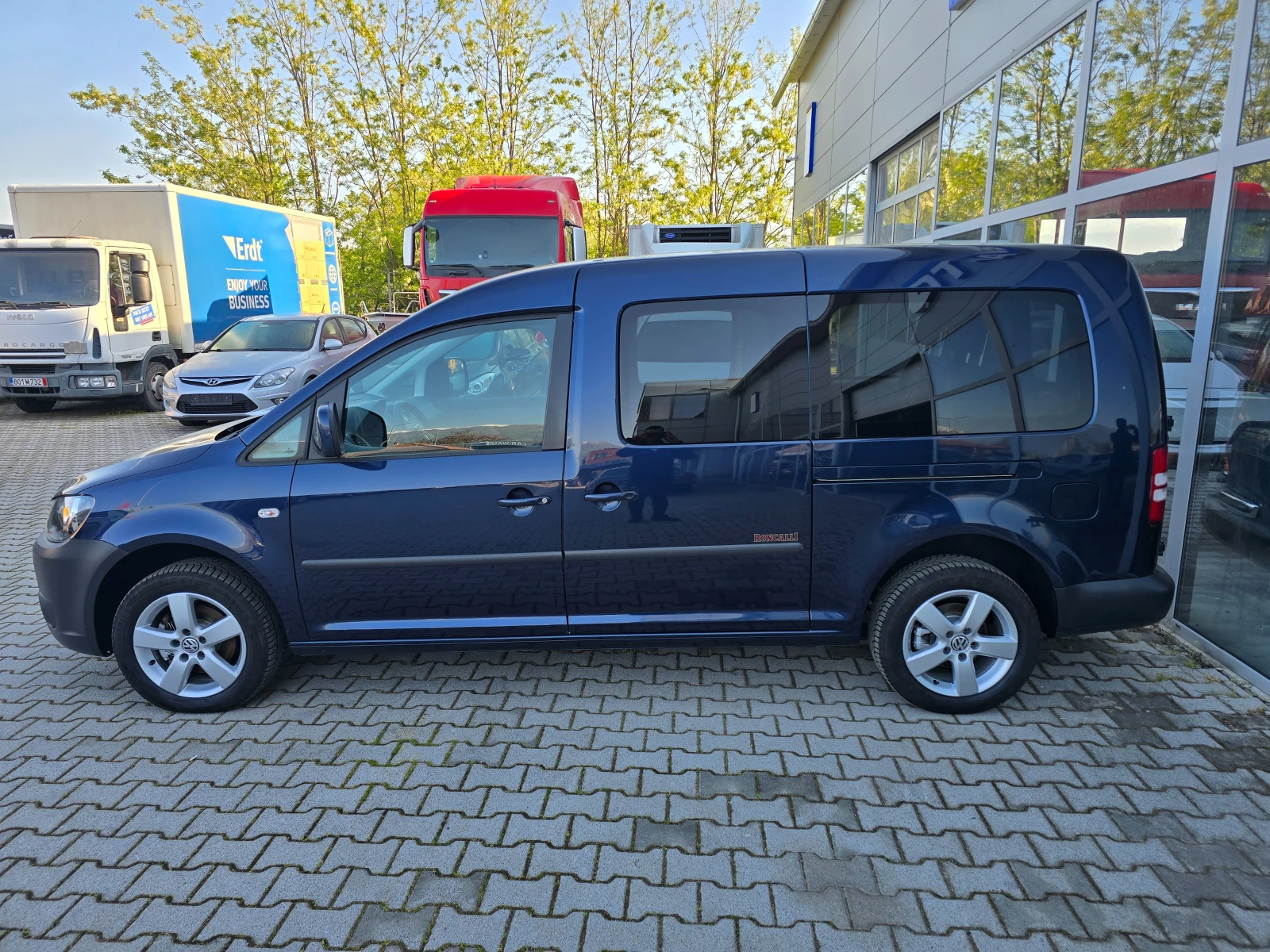 VW Caddy MAXi!! 7-МЕСТА!! ТОП!! , снимка 6 - Автомобили и джипове - 54348101